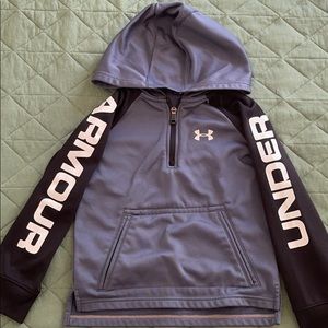 5T Under Armour Sweatshirt